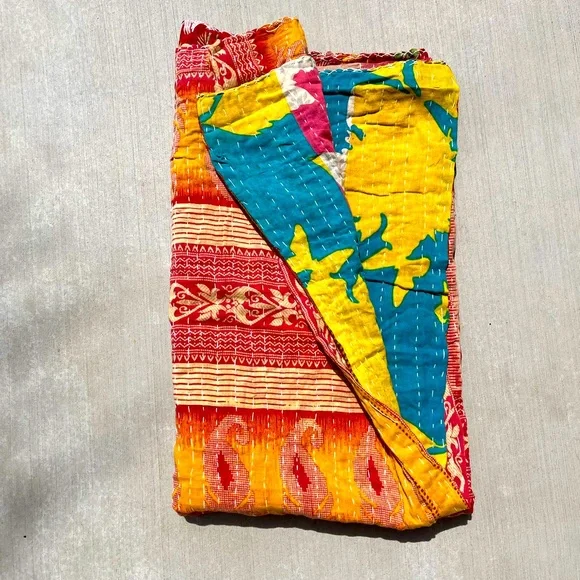 Vintage Reversible Kantha Cotton ๐๐๏ธ๐ Beach Blanket Boho Hippie Indian Quilt - Picture 1 of 3